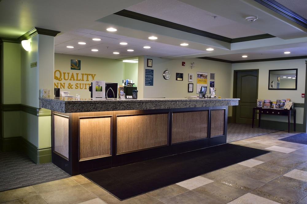 Quality Inn & Suites Hinton Eksteriør bilde