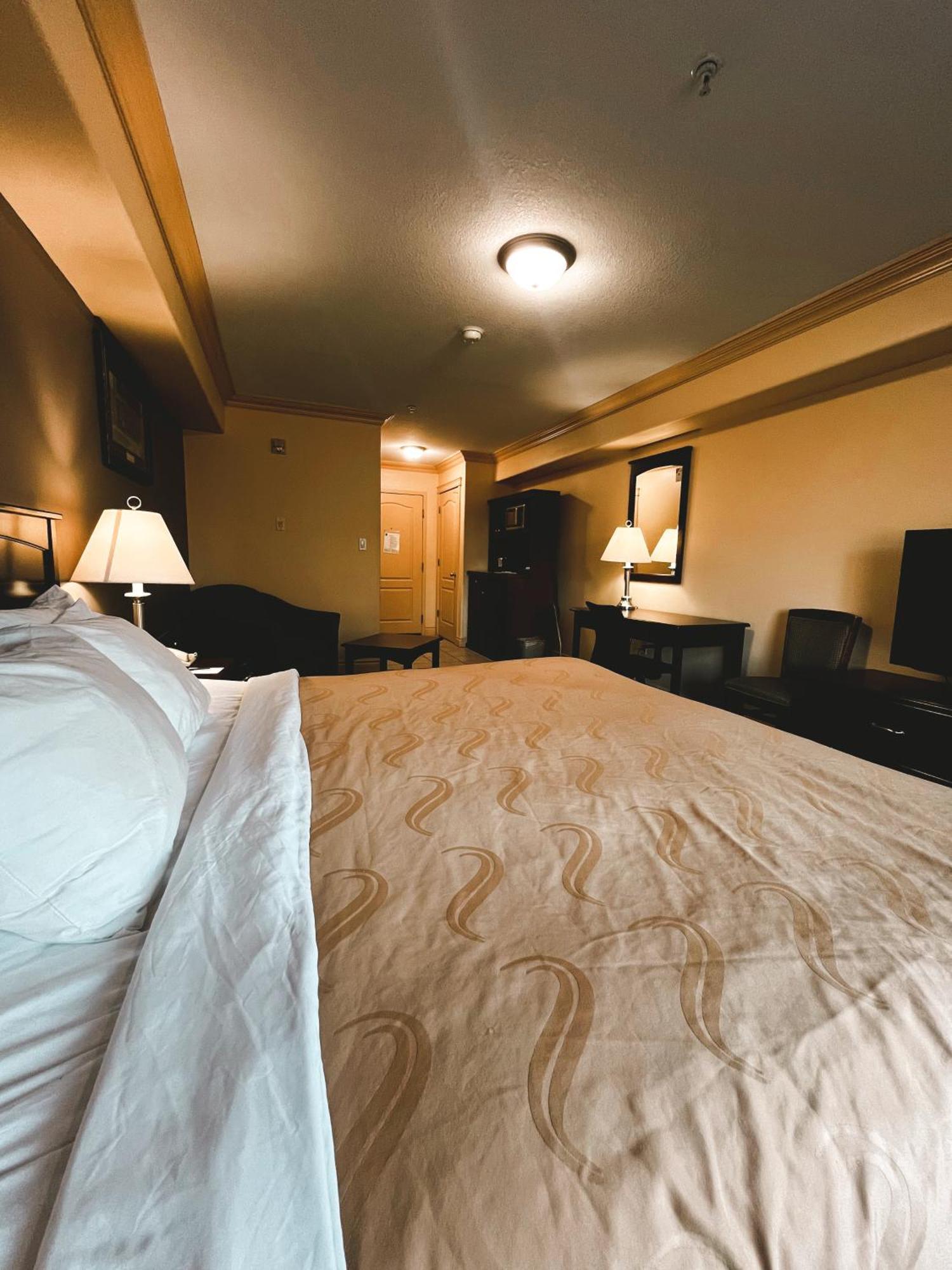 Quality Inn & Suites Hinton Rom bilde