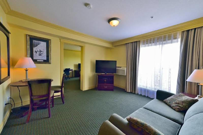 Quality Inn & Suites Hinton Eksteriør bilde